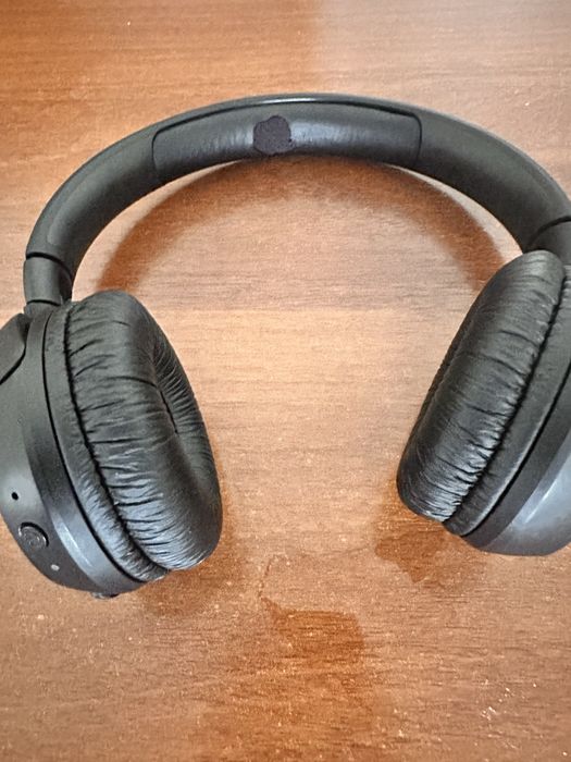 Наушники JBL безпровідні