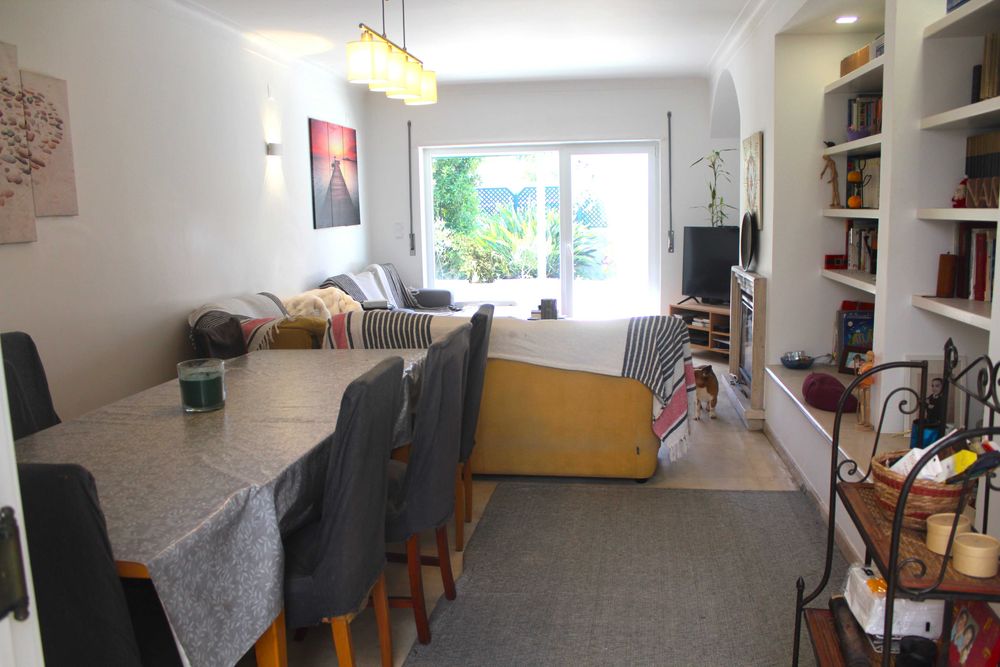 MORADIA T3+1 COM GARAGEM, Jardim E Churrasqueira | Carvoeira – Torres Vedras