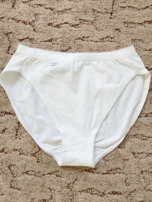 Majtki damskie  Nowe Sloggi