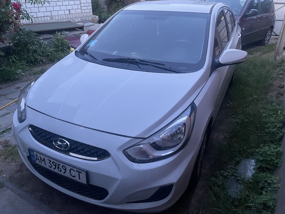 Hyundai accent 2019