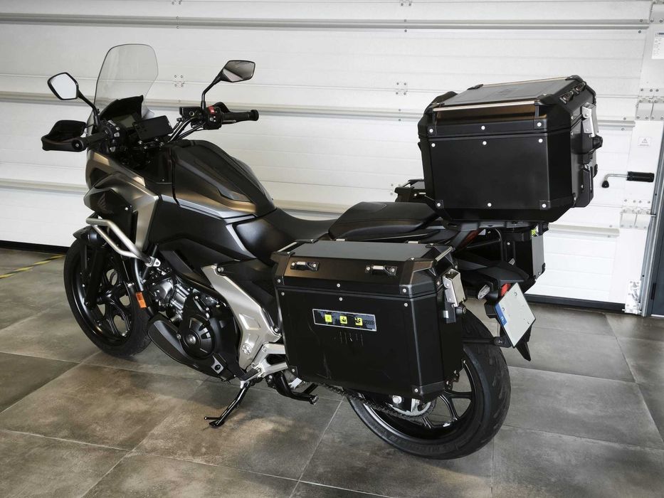 Honda NC 750X DCT (2021) – Full Extras GIVI & Honda – Como Nova