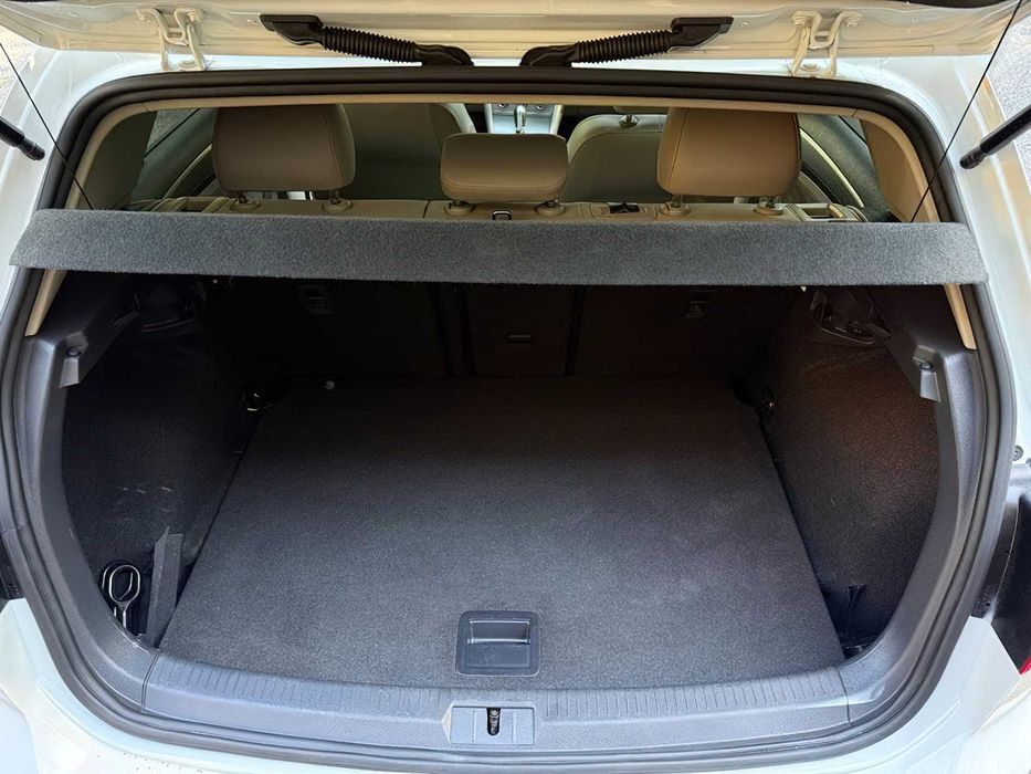 Volkswagen Golf      2015
