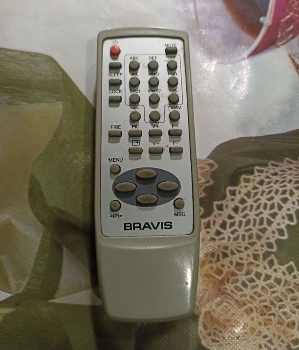 Пульт телевізора Bravis
