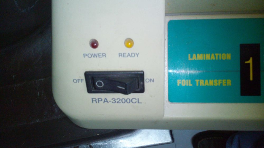 Plastificadora Royal Sovereign A3 RPA-3200CL