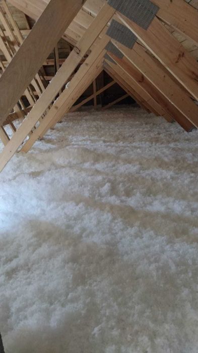 Wdmuchiwanie Wełny Celulozy Ocieplenia Izolacje Steico strop Poddasza