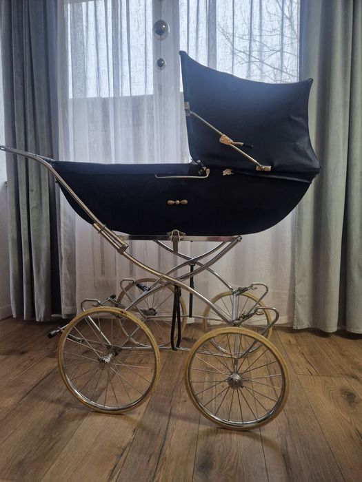 Wozek retro granatowy