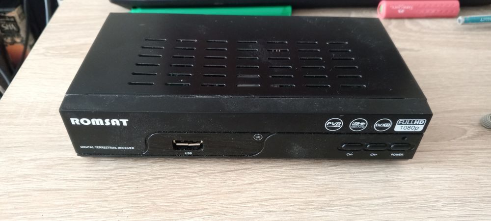 Тюнер t2 romsat  t2050