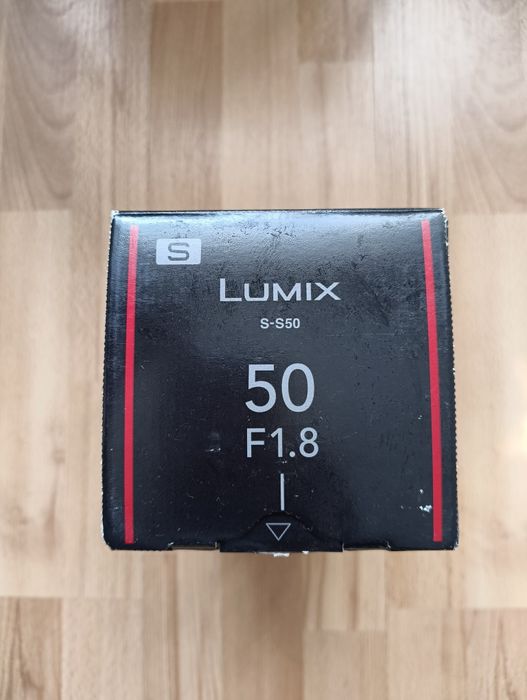 Об'єктив Panasonic Lumix S 50 mm f/1.8