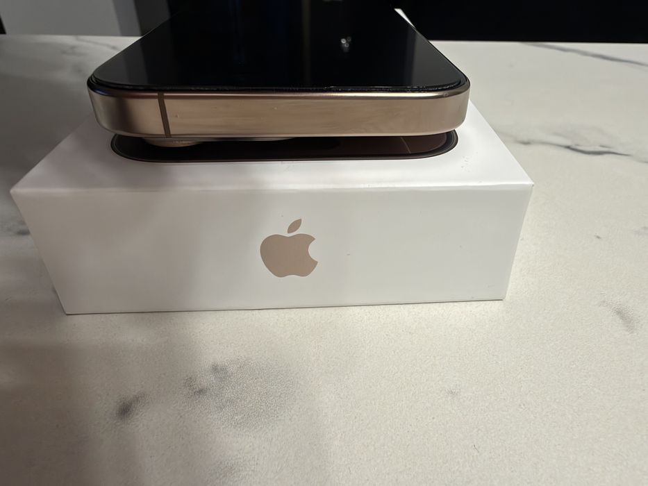 iPhone 16 Pro 128 GB Desert Titanium – stan idealny, bateria 92%