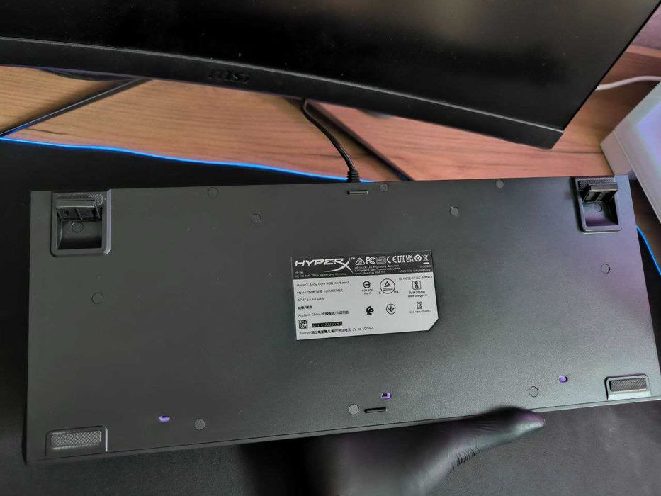 Терміново продам Клавіатуру HyperX Alloy Core RGB Membrane Black