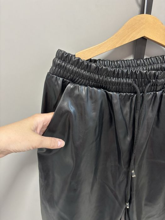 Шкіряні штани спортивні джогери утеплені