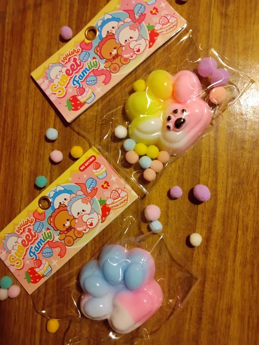 Игрушки - антистресс, таба лапки.