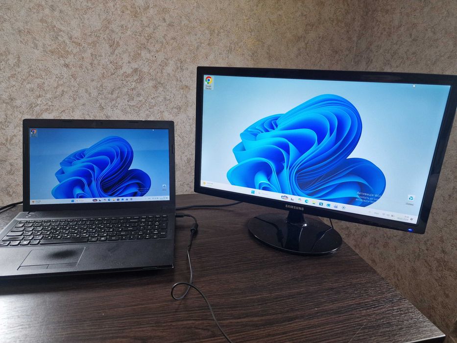 Ноутбук Lenovo I310 (i3, SSD 250Gb, 12 Gb) + Монітор Samsung 22