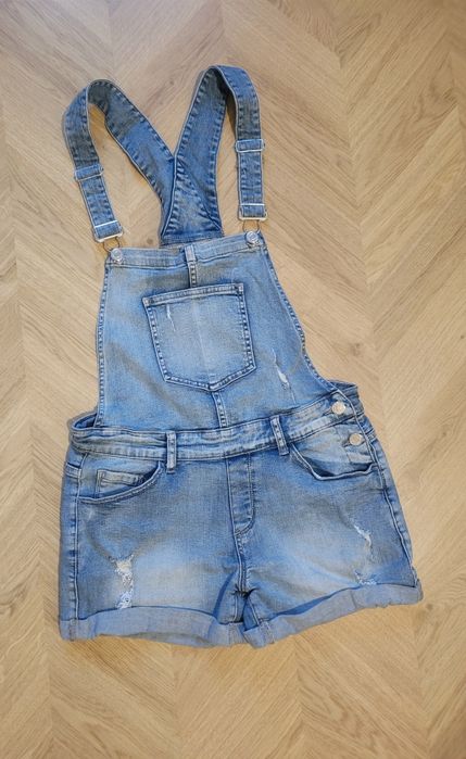 Fishbone jeansowe spodenki na szelkach, ogrodniczki rozmiar M