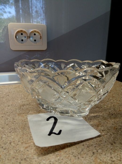 Хрустальные конфетницы - лодочки.