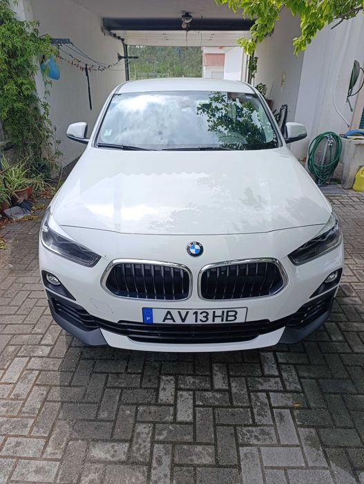 Vende-se BMW X2 1.8 sDrive. Um SUV desportivo para salientar o seu prestígio
