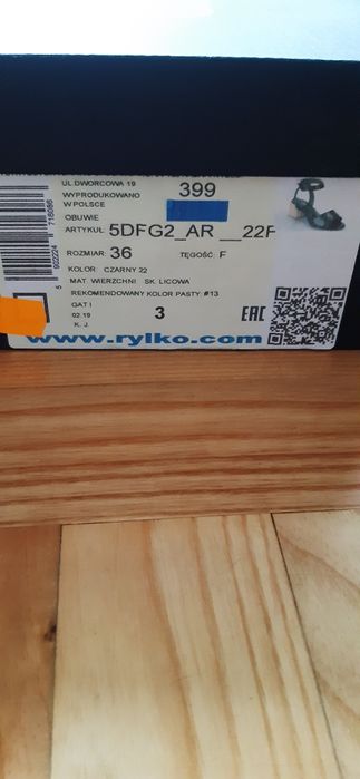 Byty damskie Ryłko 36