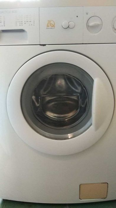 Стиральная машина Zanussi Aquacycle 800