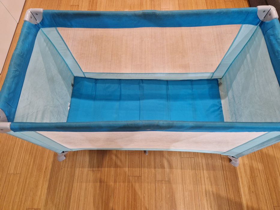 Cama de viagem / berço