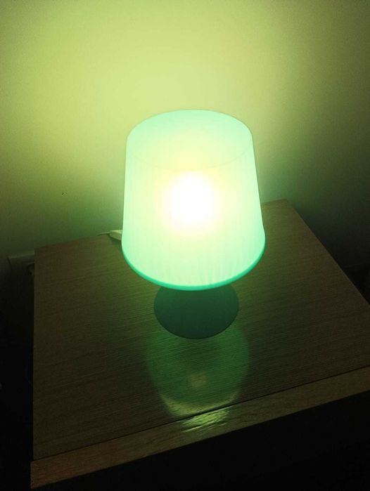 Candeeiro mesa de cabeceira azul IKEA