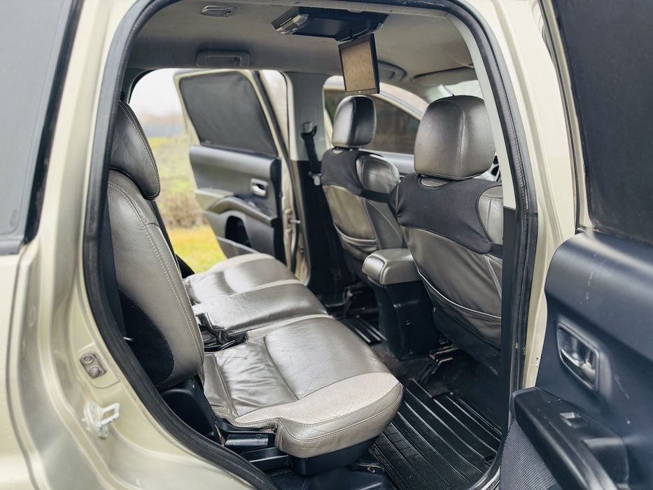 Mitsubishi Outlander XL 2.4 CVT 4WD Intense 2008р