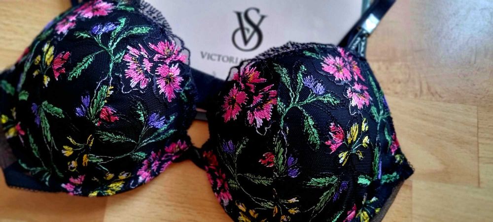 Biustonosz victoria's sekret 75 C push- up