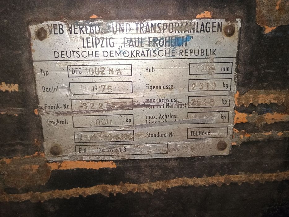 Wózek widłowy, widlak takraf