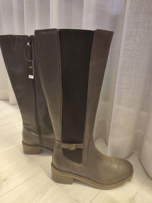 Kozaki skórzane firmy Next.