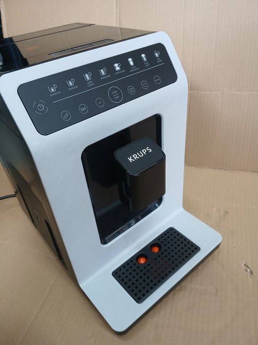Ekspres Krups EA897 jak nowy