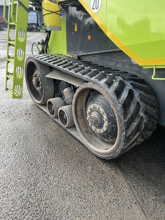 Claas Lexion 480 на гусеницях 2003 рік випуску