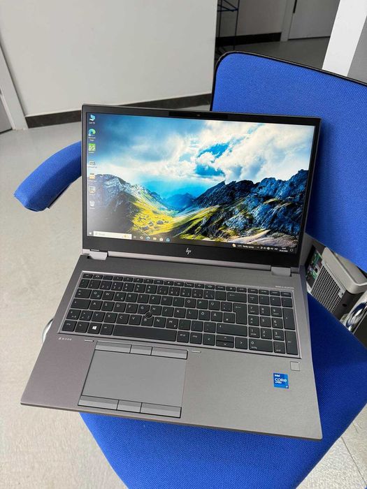 HP ZBook Fury G8 для інженерів та проєктування Є 5ШТ
