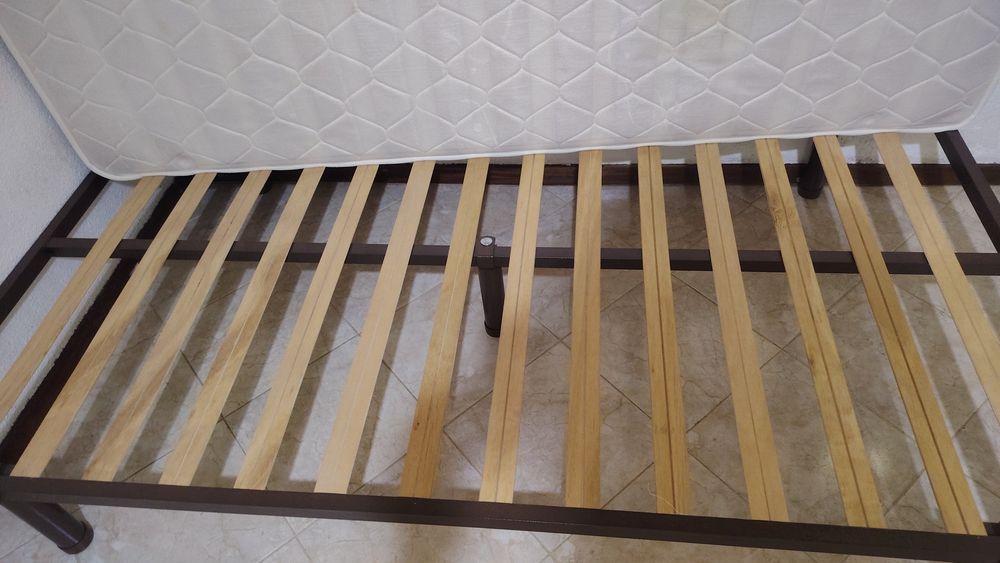 Cama de solteiro