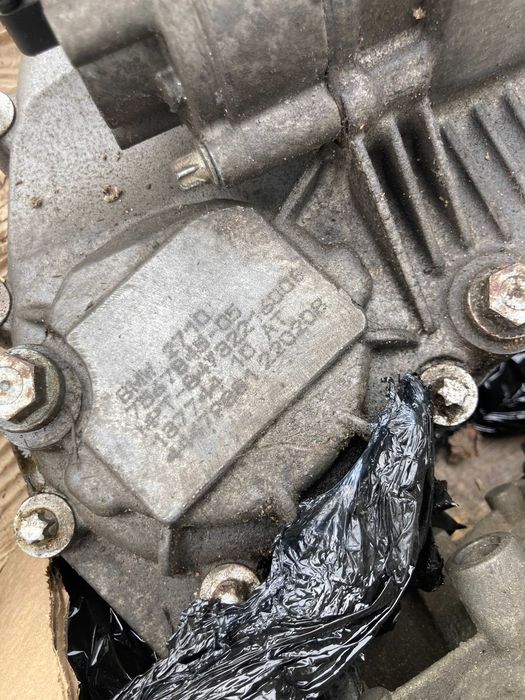 BMW X3 E83 2.0D Reduktor Skrzyni 7567845