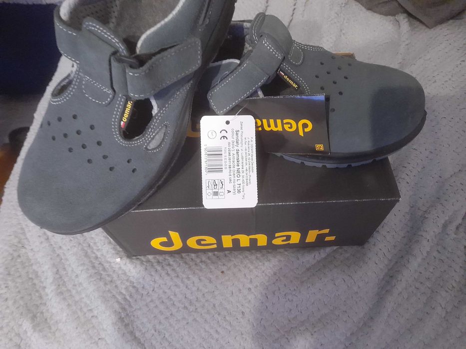sprzedam robocze buty