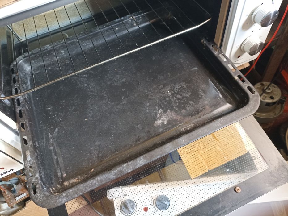 Электродуховка настольная