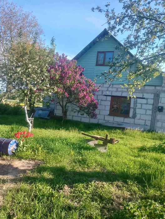 Продаю 2-х поверховий приватний будинок 72 кв м