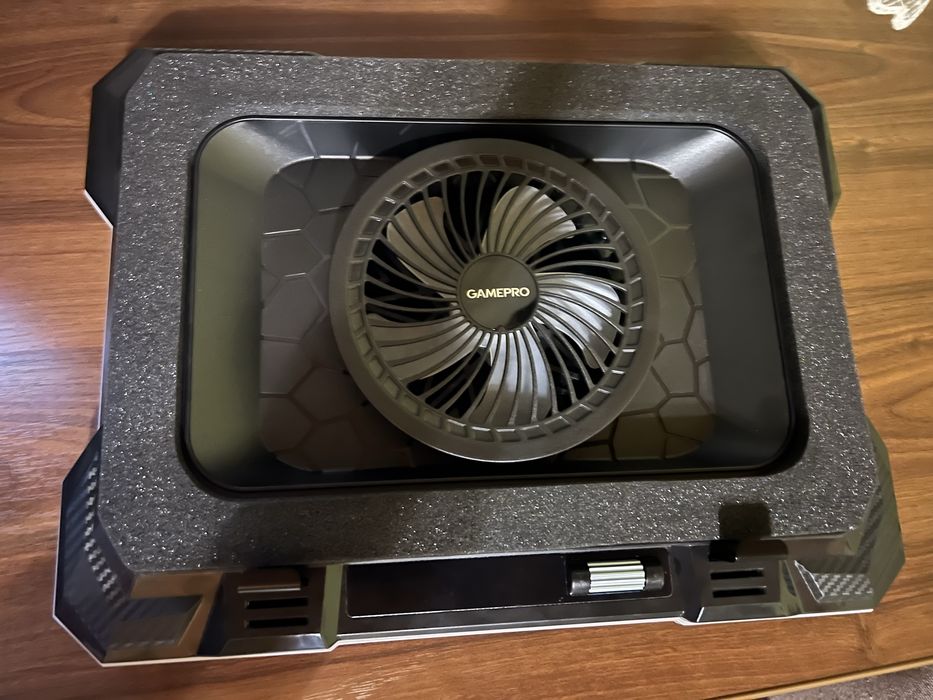 Підставка для ноутбука (охолоджуюча)