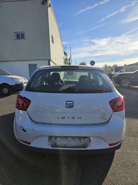 Seat Ibiza 6J 1.9 TDi de 2010 para peças