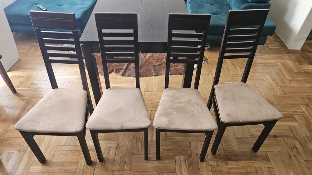 Stół rozkładany z 4 krzesłami 90x90 najdłuższy 240 cm