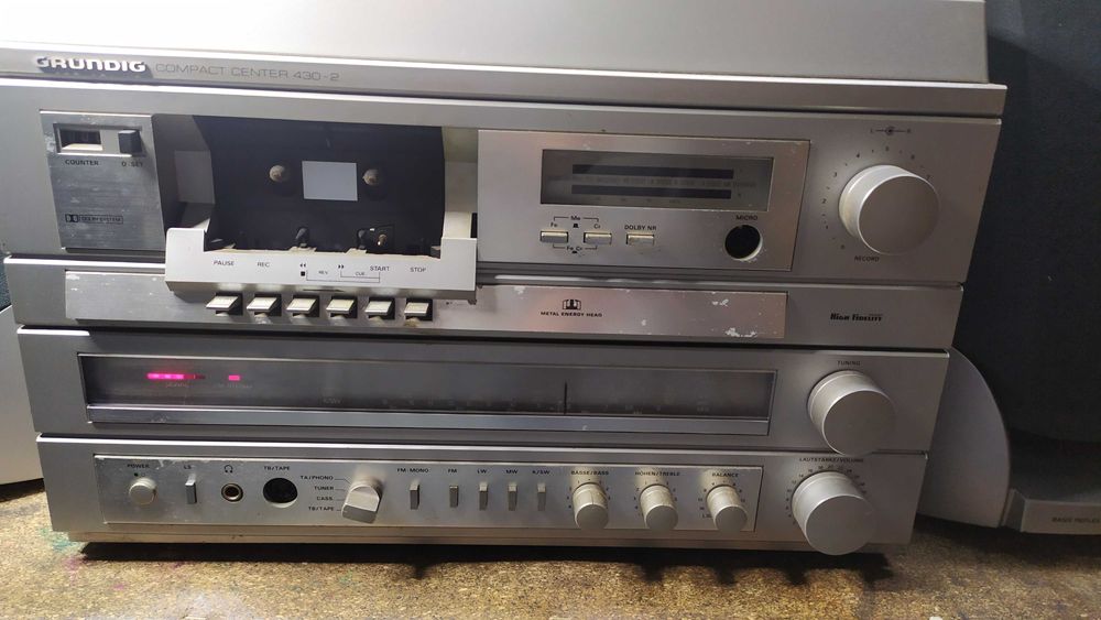 Aparelhagem GRUNDIG Compact Center 430-2