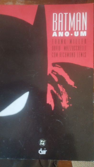 "Batman"  Ano.Um