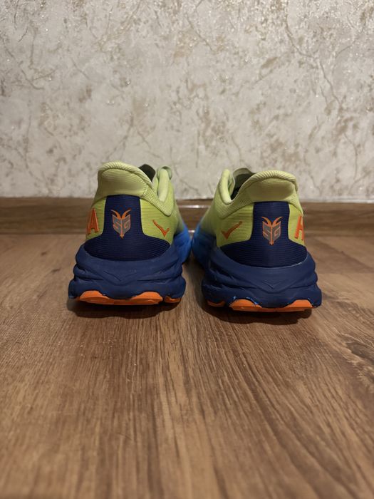 Hoka Speedgoat 5