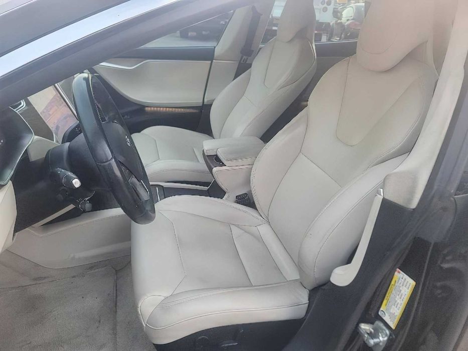 Tesla Model S 75      2017