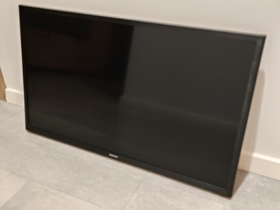 TV smart SAMSUNG 32 cale