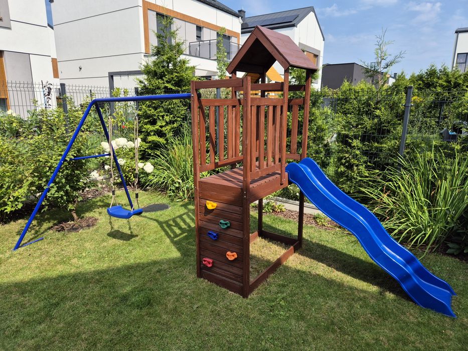 Domek, plac zabaw dla dzieci