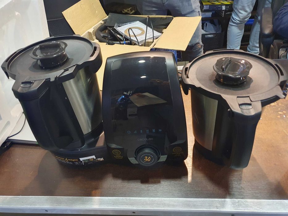Robot kuchenny Cecotec Mambo 10090 czarny