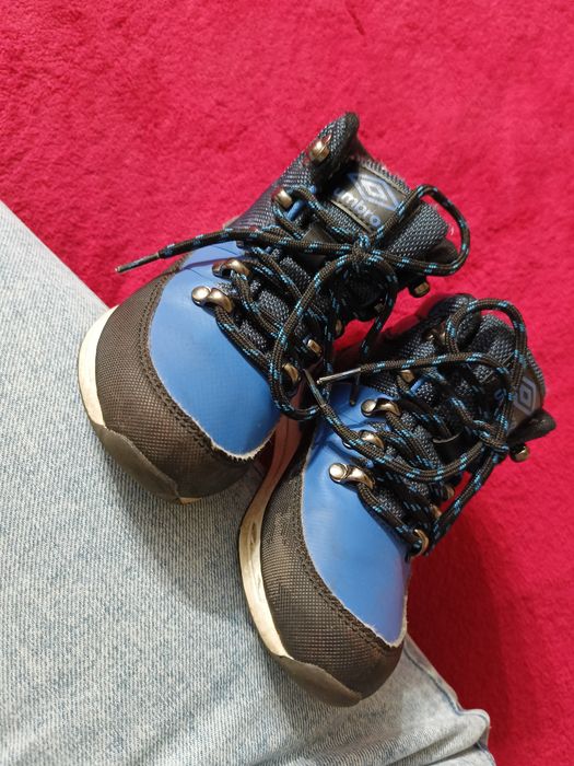 Trzewiki chłopięce Buty jesienne Umbro 28
