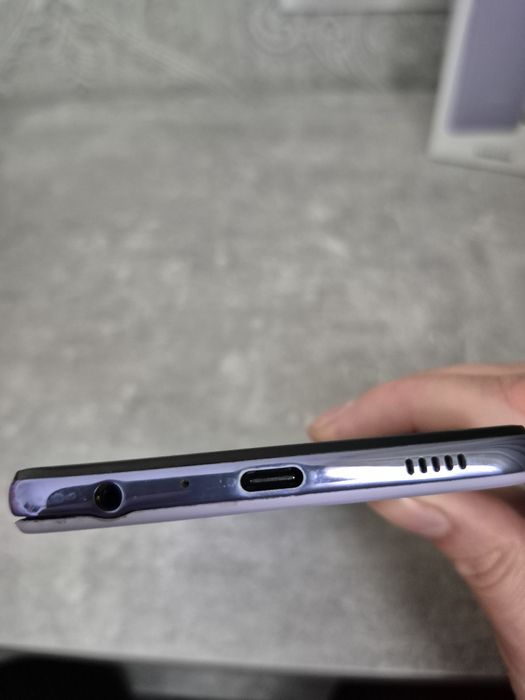 Телефон Samsung A 72