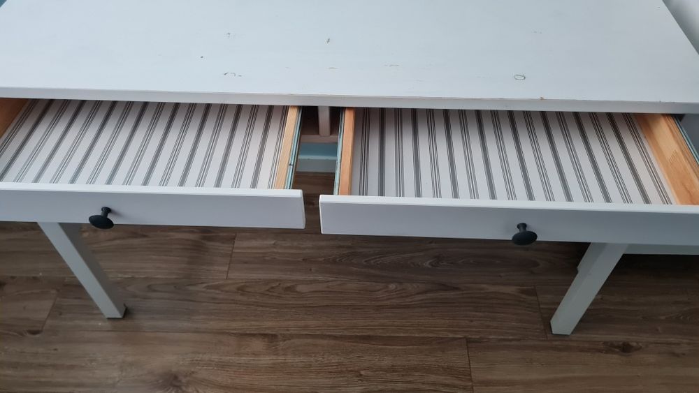 Biurko Hemnes drewniane z Ikei