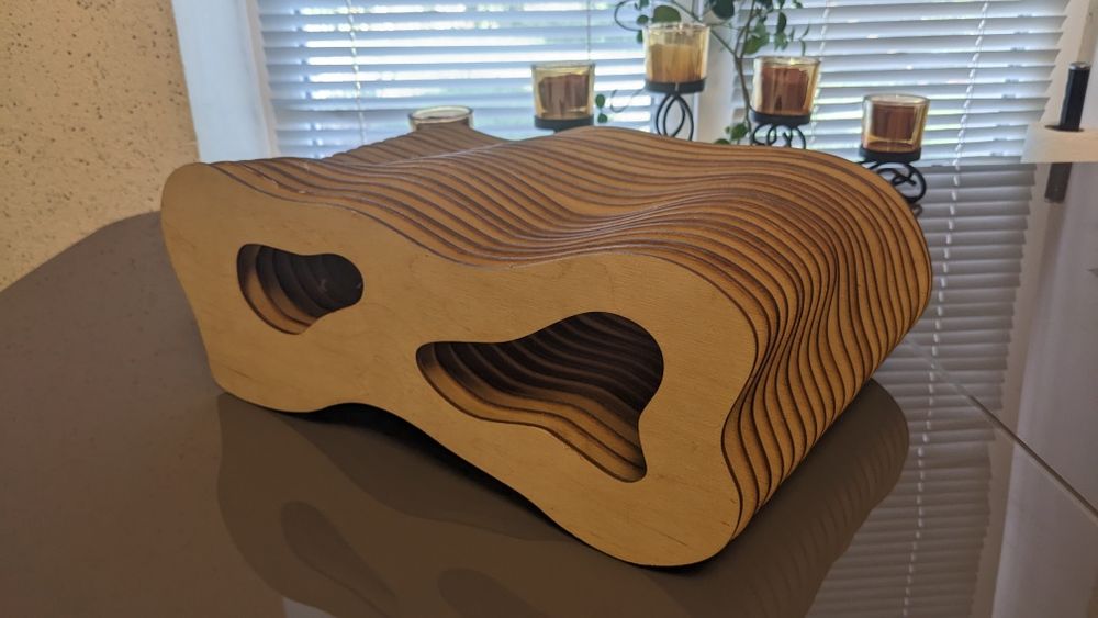 Підставка для вінілових платівок.